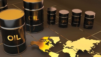 Ngày 3/11: Giá dầu thế giới tiếp đà tăng trong phiên đầu tuần