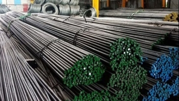 Ngày 25/11: Giá sắt, quặng sắt nhích tăng trở lại