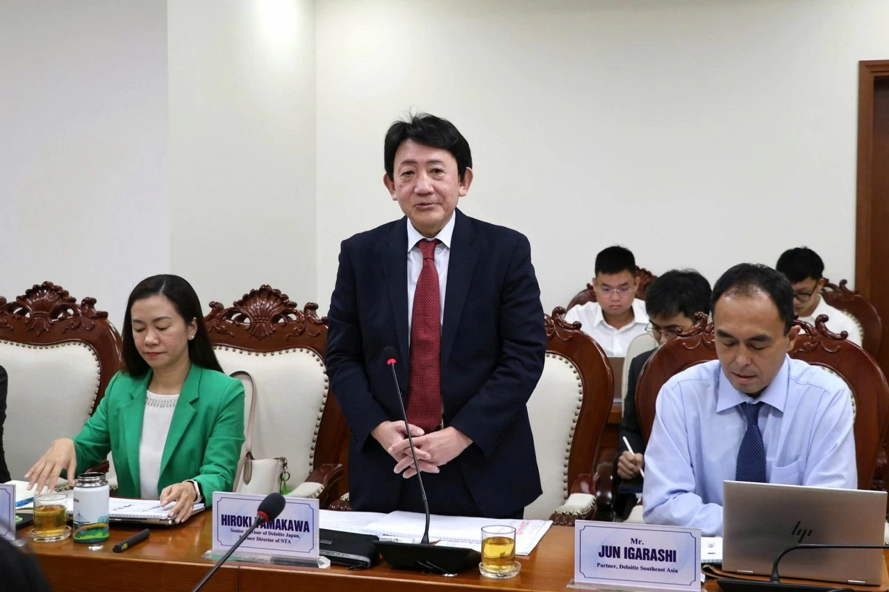Trao đổi kinh nghiệm quốc tế trong quản lý thuế, tạo môi trường đầu tư kinh doanh minh bạch, ổn định Trao đổi kinh nghiệm quốc tế trong quản lý thuế, tạo môi trường đầu tư kinh doanh minh bạch, ổn định