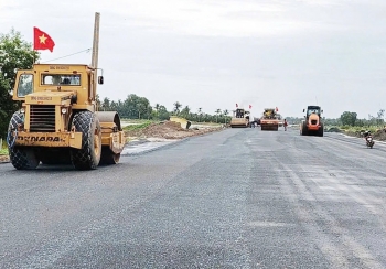 Từng bước hoàn chỉnh hạ tầng giao thông Đồng bằng sông Cửu Long