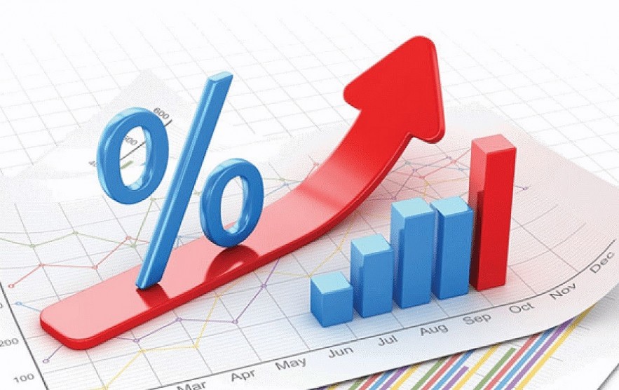 Tuần qua (3–7/11), tỷ giá trung tâm do Ngân hàng Nhà nước công bố tăng 10 đồng lên 25.103 VND/USD, chấm dứt chuỗi 5 tuần giảm liên tiếp. Tỷ giá tại các ngân hàng thương mại điều chỉnh trái chiều, trong khi thị trường tự do tiếp tục tăng tuần thứ 7 nhưng đ Tuần qua (3–7/11), tỷ giá trung tâm do Ngân hàng Nhà nước công bố tăng 10 đồng lên 25.103 VND/USD, chấm dứt chuỗi 5 tuần giảm liên tiếp. Tỷ giá tại các ngân hàng thương mại điều chỉnh trái chiều, trong khi thị trường tự do tiếp tục tăng tuần thứ 7 nhưng đ