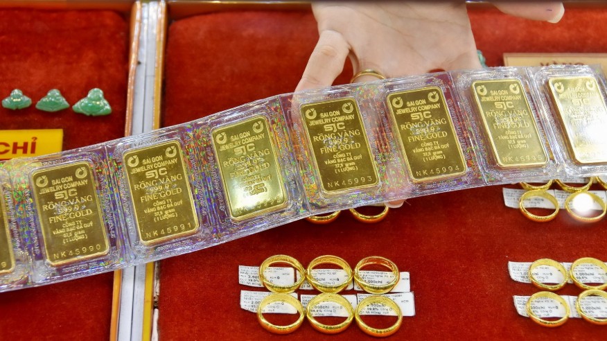 Giá vàng hôm nay (8/11): Vàng SJC và vàng nhẫn bật tăng rất mạnh
