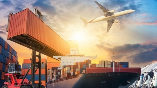 UOB nâng dự báo tăng trưởng GDP, song dư địa nới lỏng chính sách tiền tệ thu hẹp