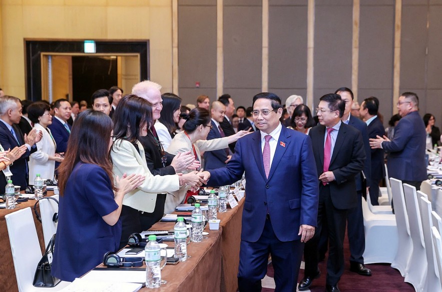 VBF 2025: Việt Nam đứng trước cơ hội vàng để đi tắt, đón đầu và tạo bước nhảy vọt trong phát triển VBF 2025: Việt Nam đứng trước cơ hội vàng để đi tắt, đón đầu và tạo bước nhảy vọt trong phát triển