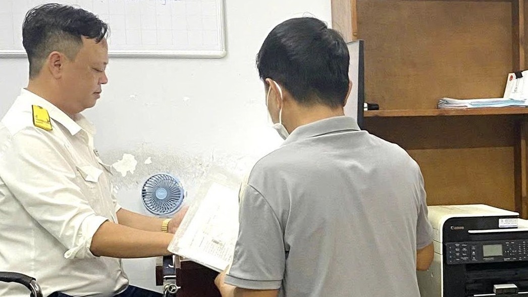 Thuế cơ sở 26 TP. Hồ Chí Minh không quản ngày nghỉ để hỗ trợ hộ kinh doanh