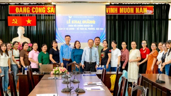 UFM tổ chức bồi dưỡng nghiệp vụ quản lý tài chính – kế toán cấp xã, phường, đặc khu