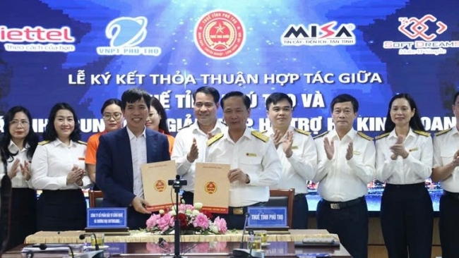 Thuế tỉnh Phú Thọ ký kết thỏa thuận hợp tác với các nhà cung cấp giải pháp hỗ trợ hộ kinh doanh chuyển đổi số