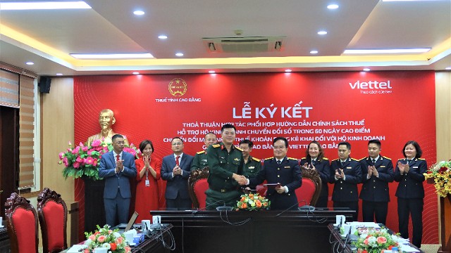 Thuế tỉnh Cao Bằng và Viettel phối hợp hướng dẫn chính sách thuế, hỗ trợ hộ kinh doanh chuyển đổi số