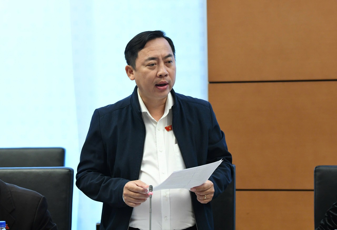 Giảm thủ tục, phân cấp, phân quyền mạnh mẽ trong lĩnh vực dự trữ quốc gia Giảm thủ tục, phân cấp, phân quyền mạnh mẽ trong lĩnh vực dự trữ quốc gia