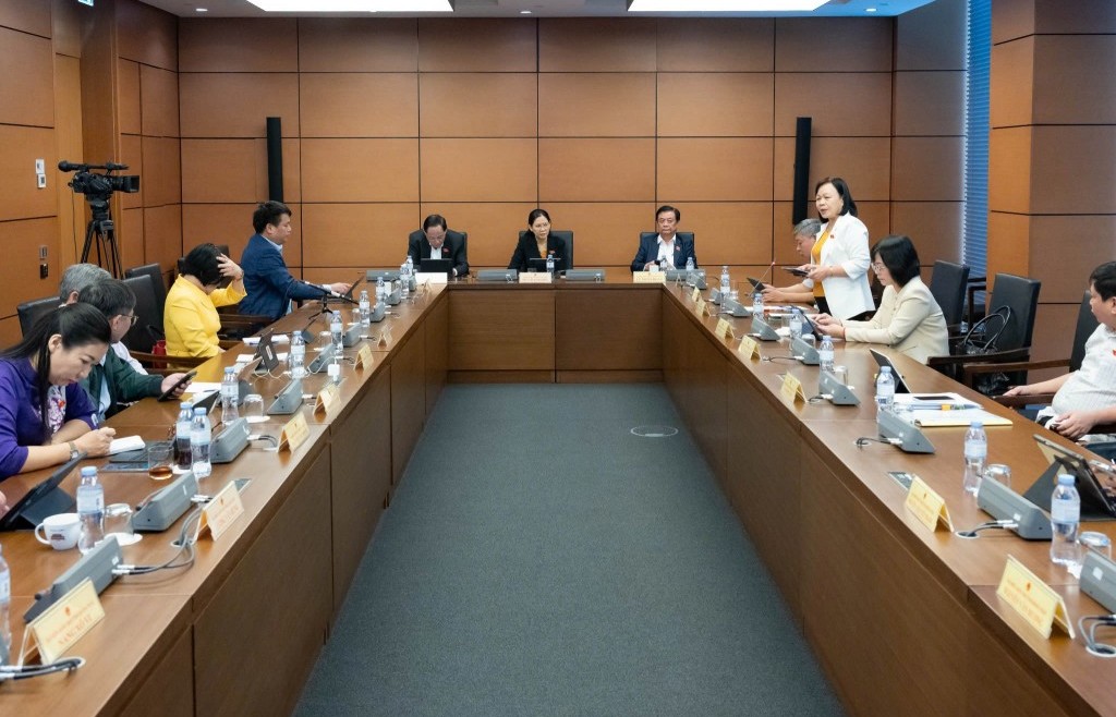 Tính toán kỹ quy định ưu tiên bố trí trụ sở dôi dư cho y tế, giáo dục