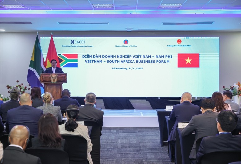 Thủ tướng kêu gọi doanh nghiệp Việt Nam - Nam Phi "gặp gỡ - kết nối - hành động - ra sản phẩm"