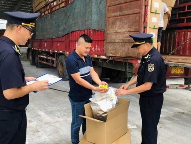 Cao điểm đấu tranh chống buôn lậu dịp Tết Nguyên đán 2026