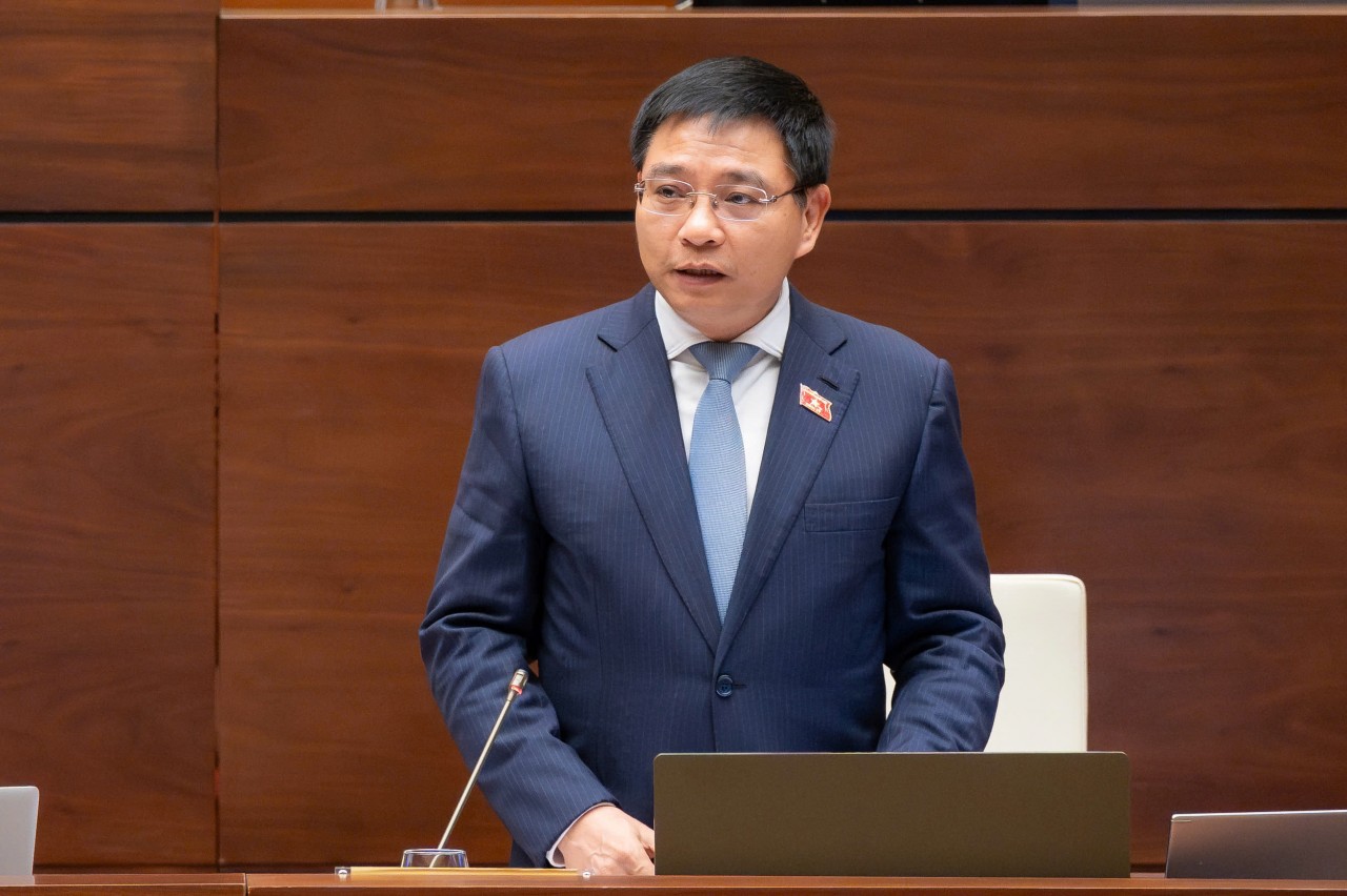 Cắt giảm 50 điều kiện kinh doanh, bổ sung quy định chặt chẽ về chất hướng thần