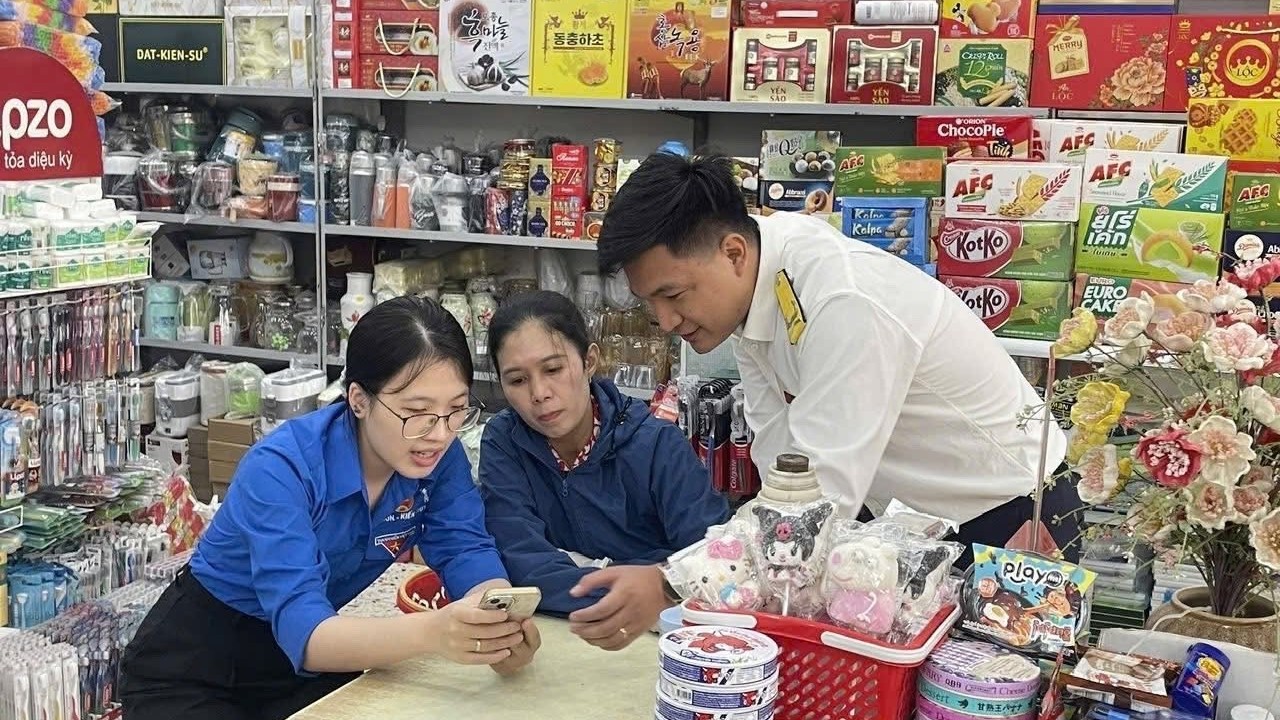 Bộ Tài chính đề xuất phương án thu thuế trên thu nhập