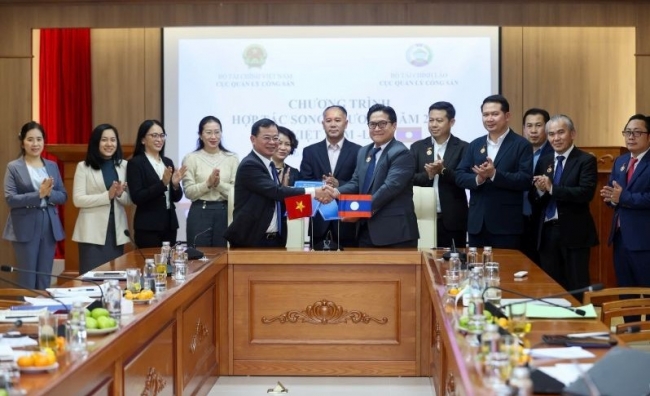 Việt Nam và Lào trao đổi kinh nghiệm về quản lý tài sản công