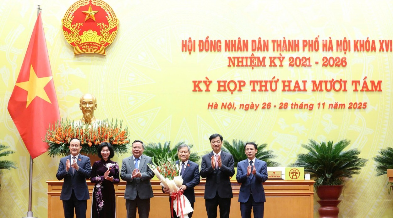 Ông Vũ Đại Thắng được bầu giữ chức vụ Chủ tịch UBND TP. Hà Nội thay ông Nguyễn Đức Trung