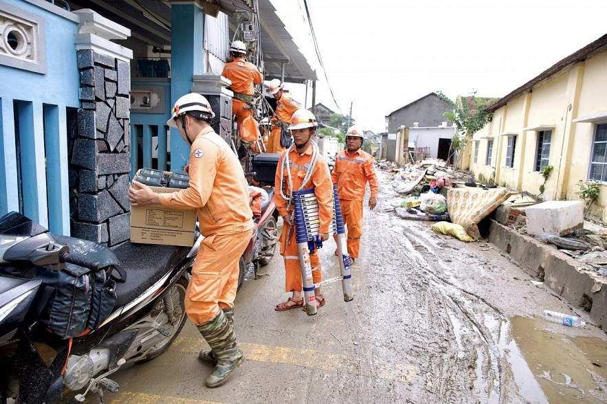 EVN thực hiện chương trình tháng tri ân khách hàng năm 2025