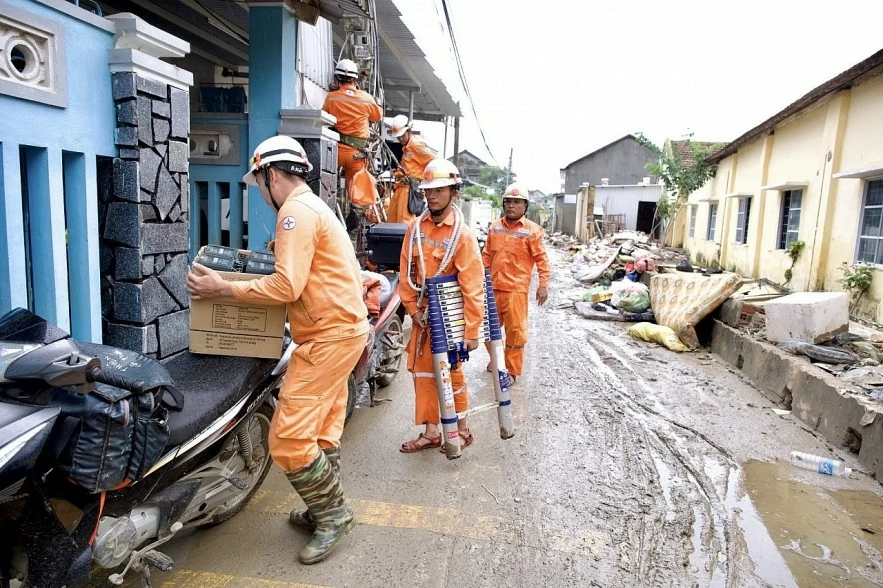 EVN thực hiện chương trình tháng tri ân khách hàng năm 2025