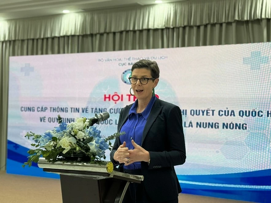 Tuyệt đối cấm thuốc lá điện tử, thuốc lá nung nóng- Ích nước lợi dân