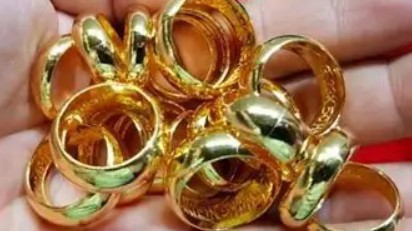 Giá vàng hôm nay (4/12): Vàng nhẫn tiếp tục giảm