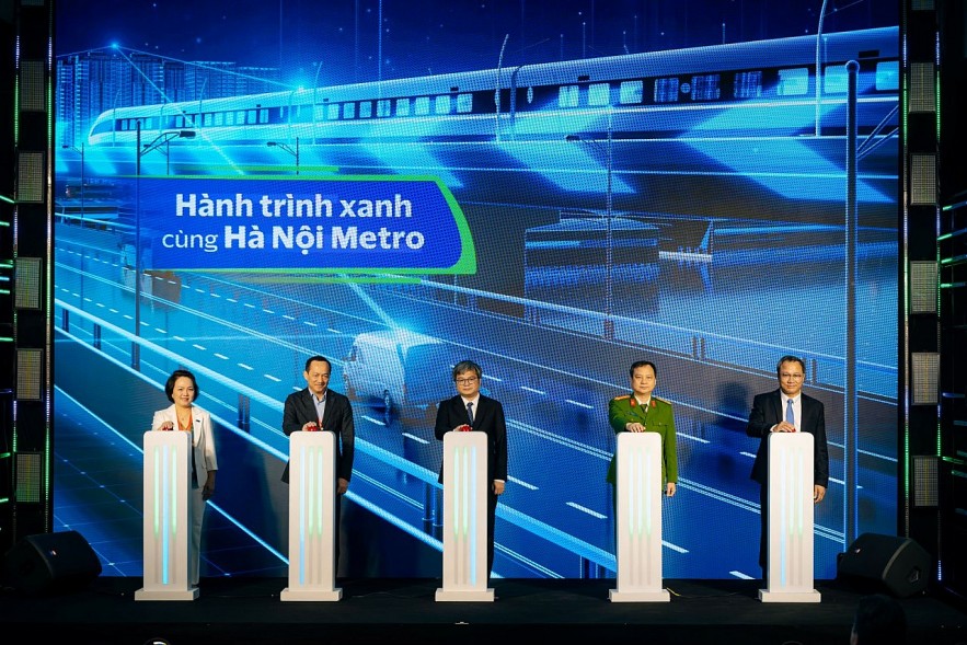 Thúc đẩy giao thông đô thị không dùng tiền mặt và phát triển bền vững tại Hà Nội Thúc đẩy giao thông đô thị không dùng tiền mặt và phát triển bền vững tại Hà Nội