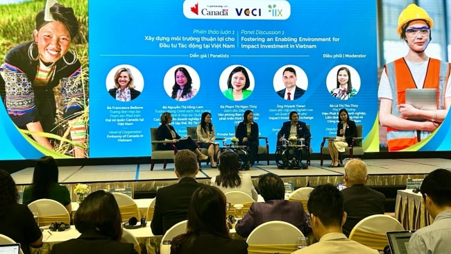 Việt Nam hướng tới trung tâm đầu tư của ASEAN