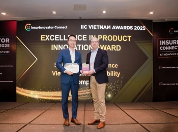 Shinhan Life Việt Nam nhận giải thưởng “Excellence in Product Innovation Award”