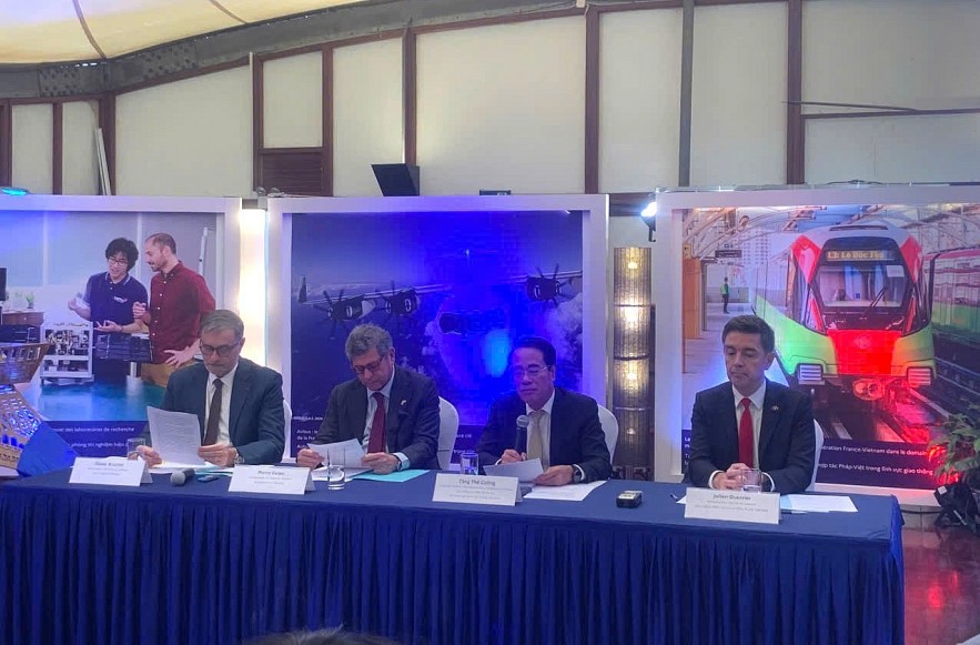 10 năm Thỏa thuận Paris: Việt Nam khẳng định vai trò tiên phong trong chuyển đổi xanh 10 năm Thỏa thuận Paris: Việt Nam khẳng định vai trò tiên phong trong chuyển đổi xanh