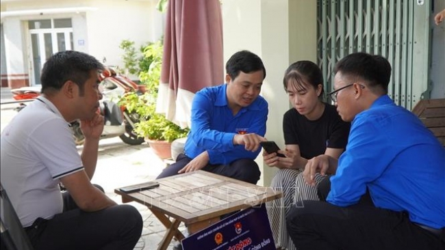 Bình dân học vụ số: Phổ cập kỹ năng số cơ bản trong cộng đồng