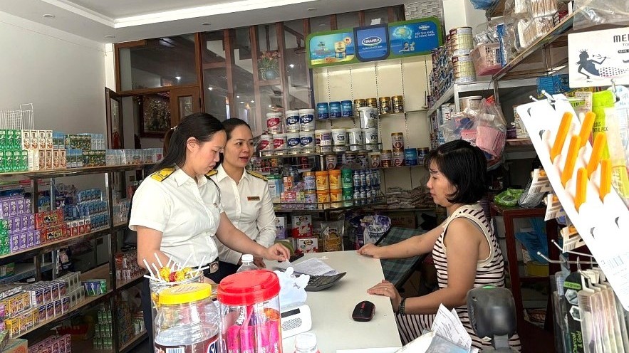 Thuế tỉnh Điện Biên hoàn thành chiến dịch 30 ngày chuyển đổi hộ kinh doanh sang kê khai thuế