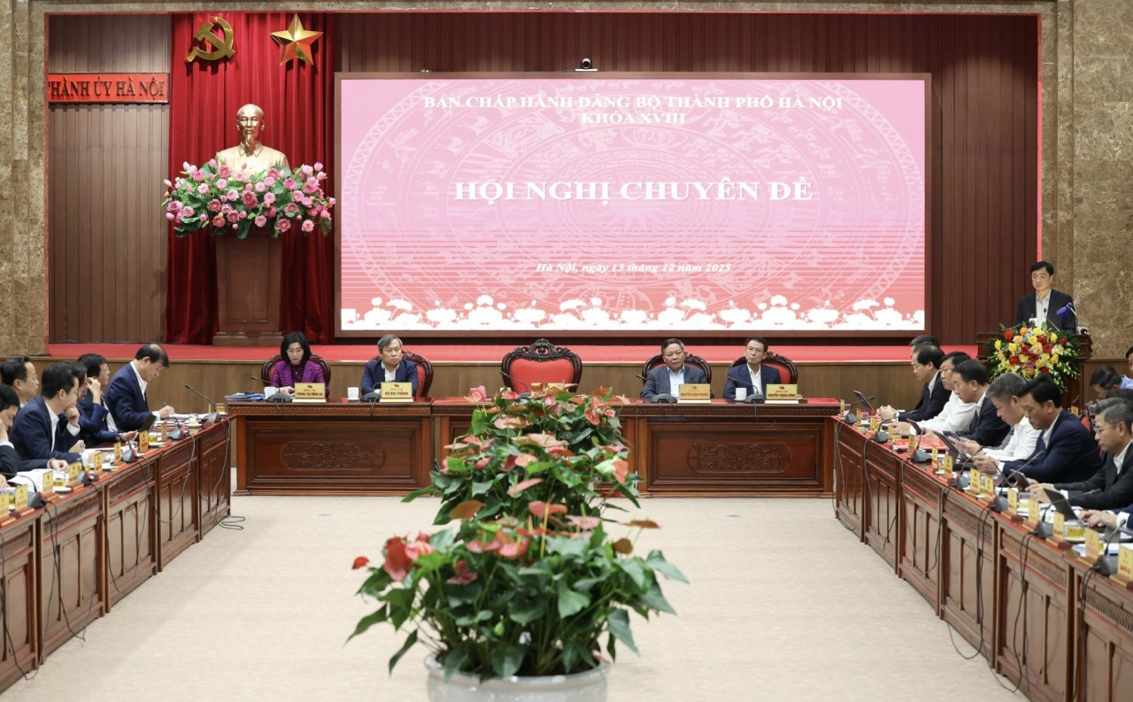 Ban Chấp hành Đảng bộ TP. Hà Nội biểu quyết thông qua hai dự án Khu đô thị thể thao Olympic và trục đại lộ cảnh quan sông Hồng