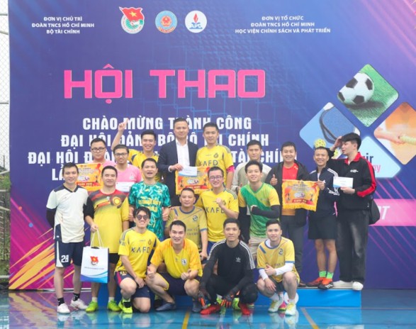 Sôi nổi Hội thao Thanh niên Bộ Tài chính trong chuỗi hoạt động chào mừng Đại hội