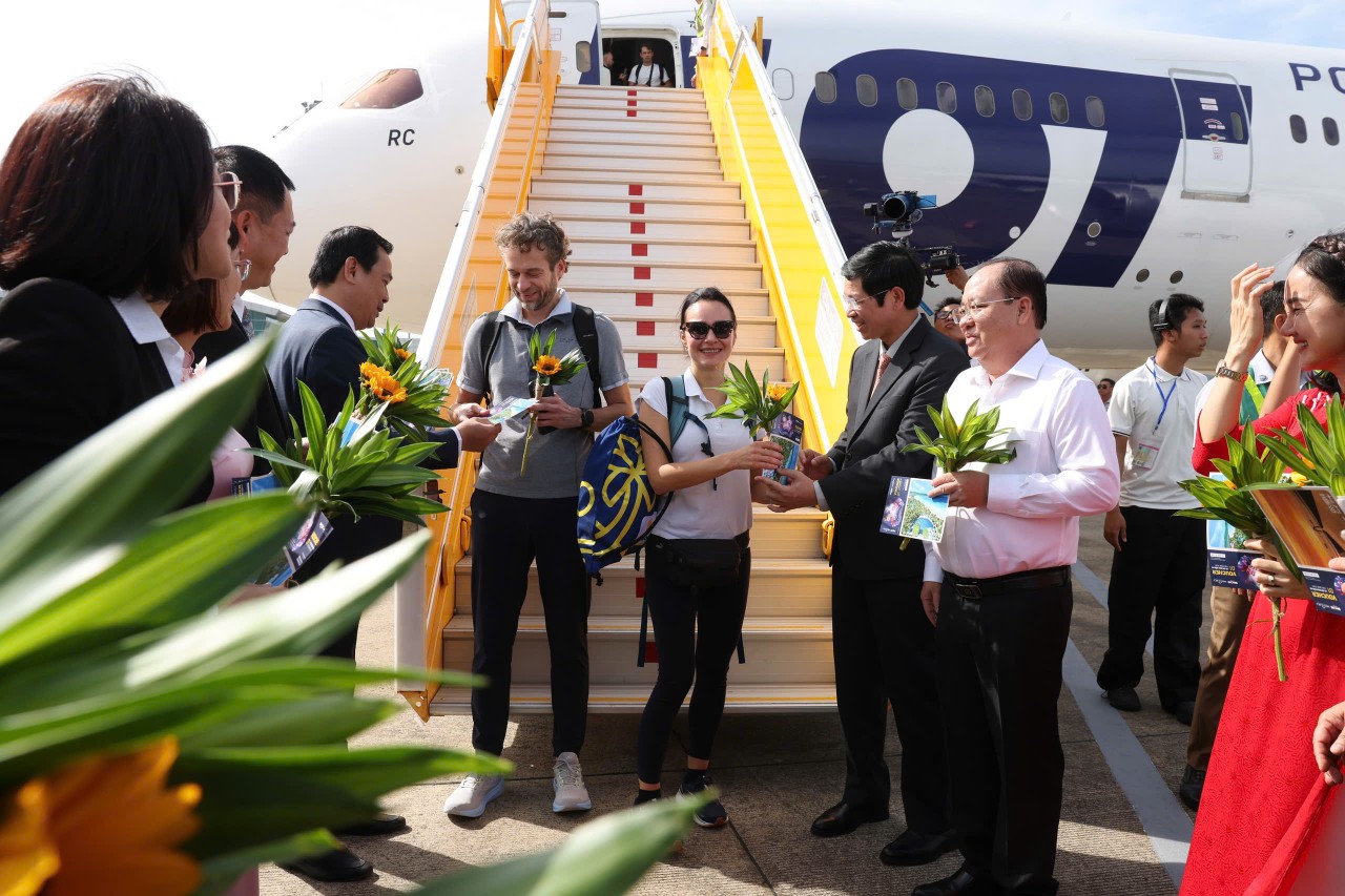 Lần đầu tiên, Việt Nam đón vị khách quốc tế thứ 20 triệu trong năm