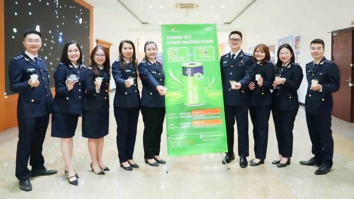 Tuổi trẻ Hải quan hưởng ứng phong trào sống xanh của Bộ Tài chính