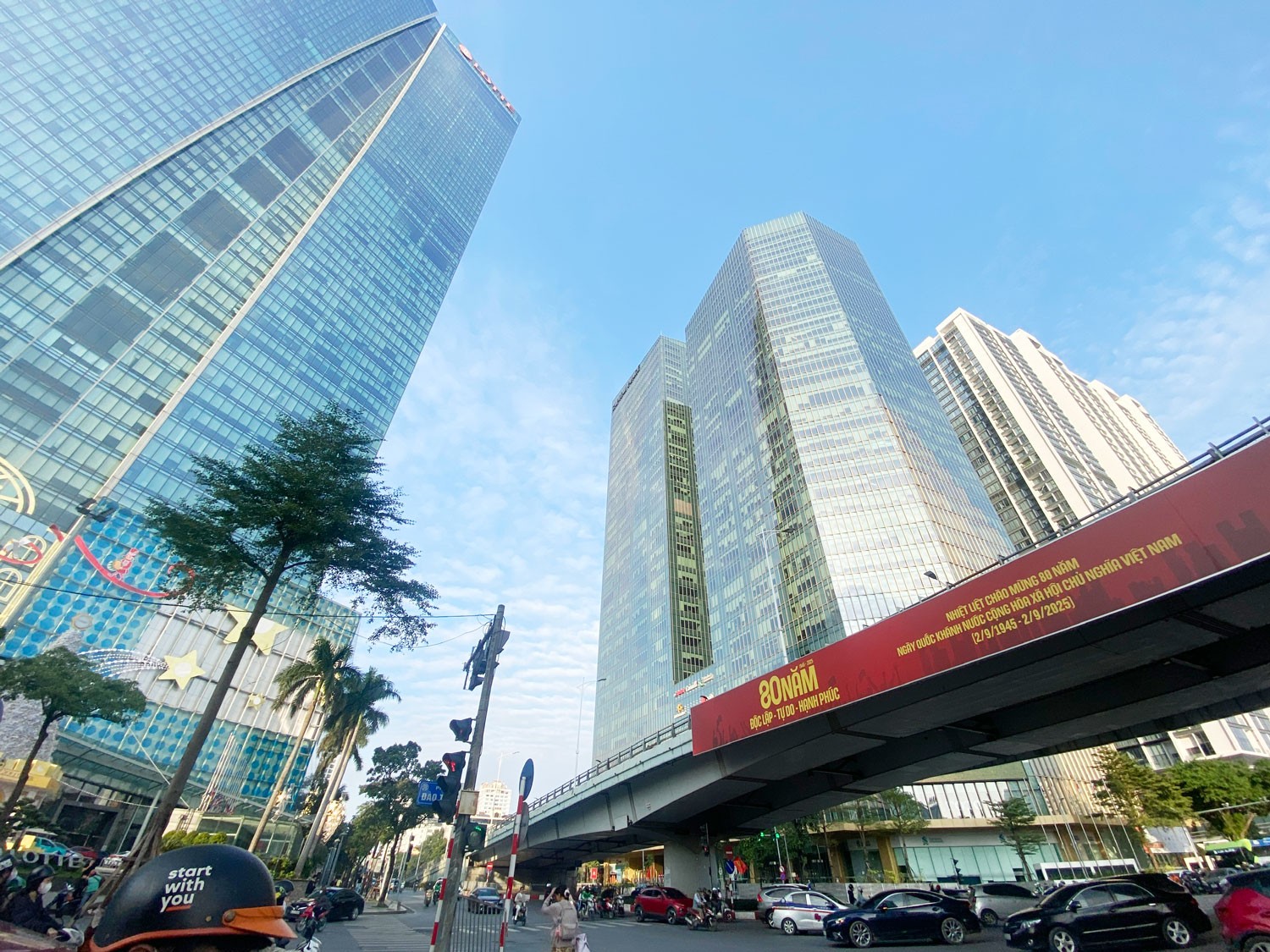 Tiền đề cho sức bật mới