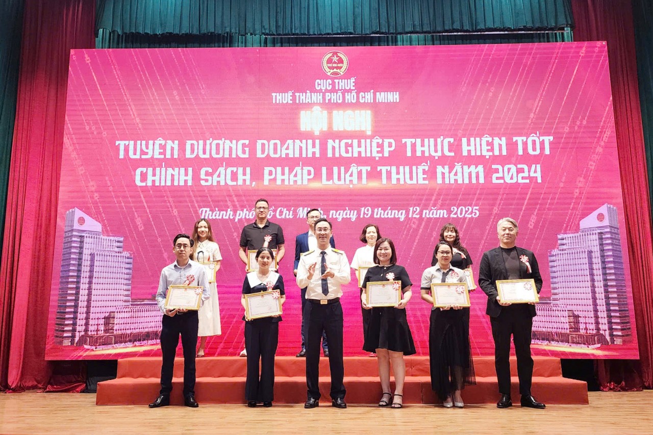 Thuế TP. Hồ Chí Minh tuyên dương 262 doanh nghiệp tiêu biểu, chấp hành tốt chính sách pháp luật