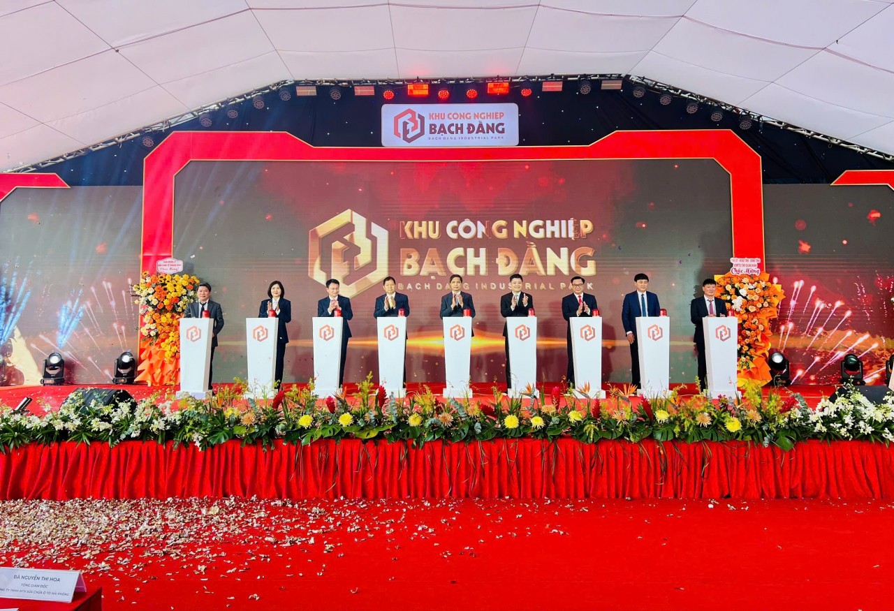 Quảng Ninh khánh thành, khởi công 31 dự án, công trình chào mừng Đại hội XIV của Đảng Quảng Ninh khánh thành, khởi công 31 dự án, công trình chào mừng Đại hội XIV của Đảng