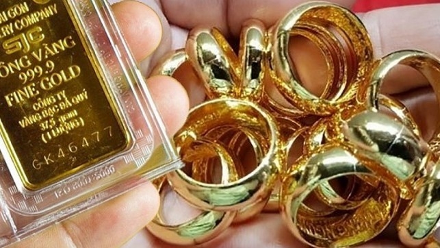 Giá vàng hôm nay (20/12): Neo ở mốc cao