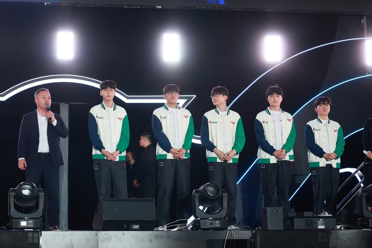 VPBank ra mắt thẻ tín dụng VPBank GameON Mastercard - tiên phong kết nối ngân hàng với cộng đồng gamer Việt