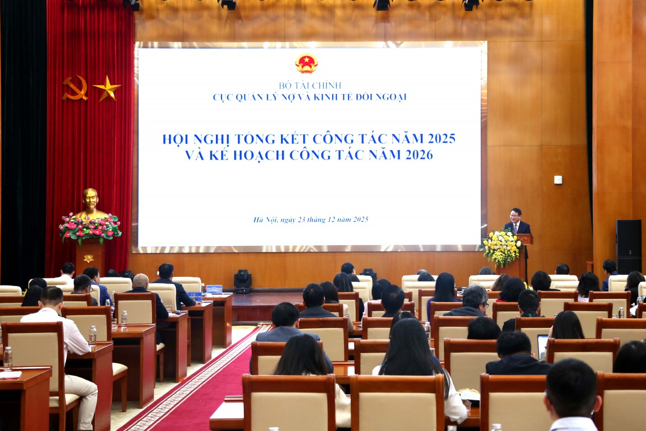 Chủ động hội nhập quốc tế sâu rộng, quản lý nợ công chặt chẽ, an toàn