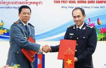 Tăng cường hợp tác hải quan Việt Nam - Campuchia