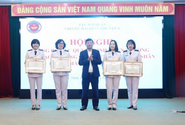 Hải quan khu vực V được biểu dương thành tích vượt bậc trong năm 2025