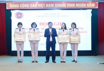 Hải quan khu vực V được biểu dương thành tích vượt bậc trong năm 2025