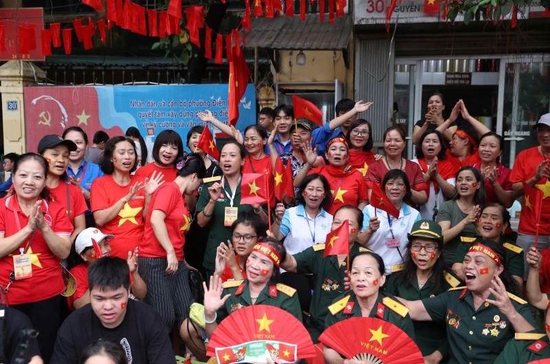 Tặng quà người có công, đối tượng an sinh xã hội dịp Đại hội Đảng XIV và Tết Bính Ngọ 2026