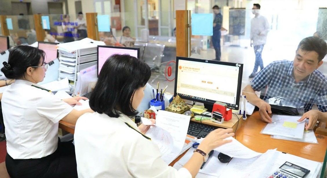 Hà Nội: Thu ngân sách lần đầu vượt mốc trên 600 nghìn tỷ đồng