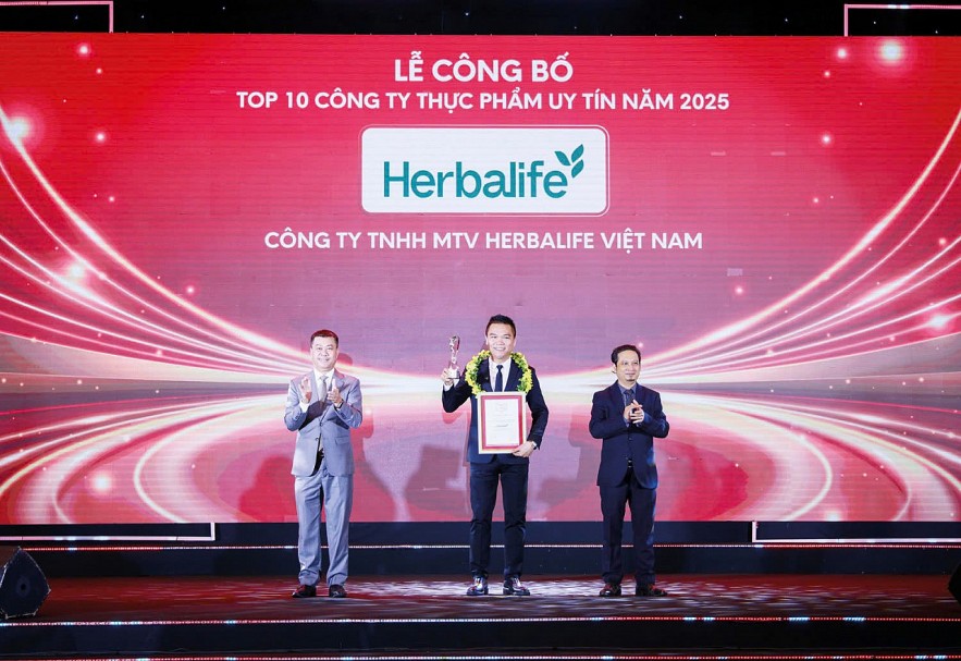 Đồng hành bền bỉ vì sức khỏe và hạnh phúc cộng đồng