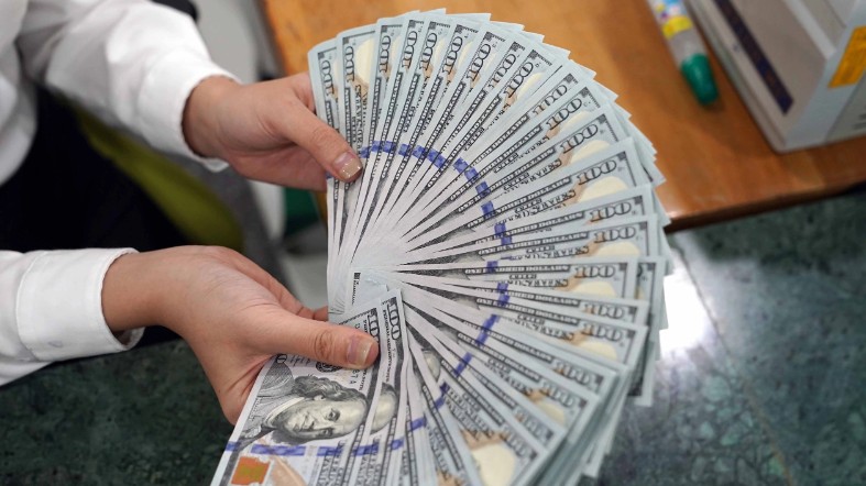 Tỷ giá USD hôm nay (6/1): Thế giới và "chợ đen" đồng loạt đảo chiều giảm