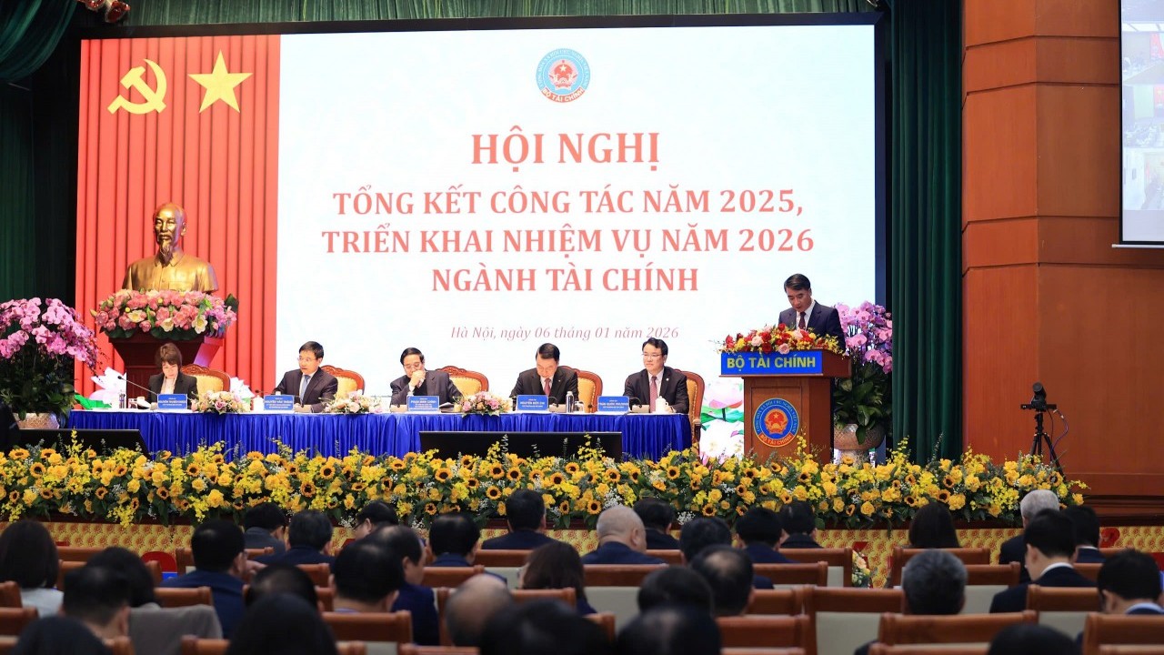 Hà Nội bứt phá năm 2025 với ngân sách vượt 700 nghìn tỷ đồng, cơ chế đặc thù tạo đà phát triển