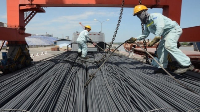 Ngày 8/1: Giá thép và quặng sắt kỳ hạn đồng loạt đảo chiều giảm