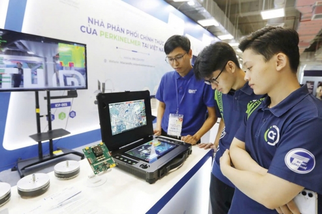 Khơi thông nguồn lực tài sản công cho phát triển khoa học, công nghệ